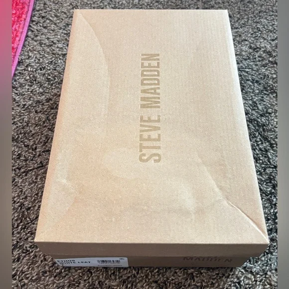 NWT • Steve Madden • Women’s White Ethos Adjustable Ankle Strap Sandals • Size 7 - Picture 4 of 4